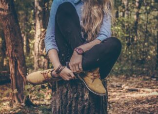 Style Spy: Fashion Model Goes Casual in Cargo and Plaid